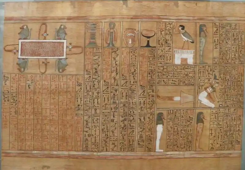 Djed, tyet, leb, headrest group of amulets